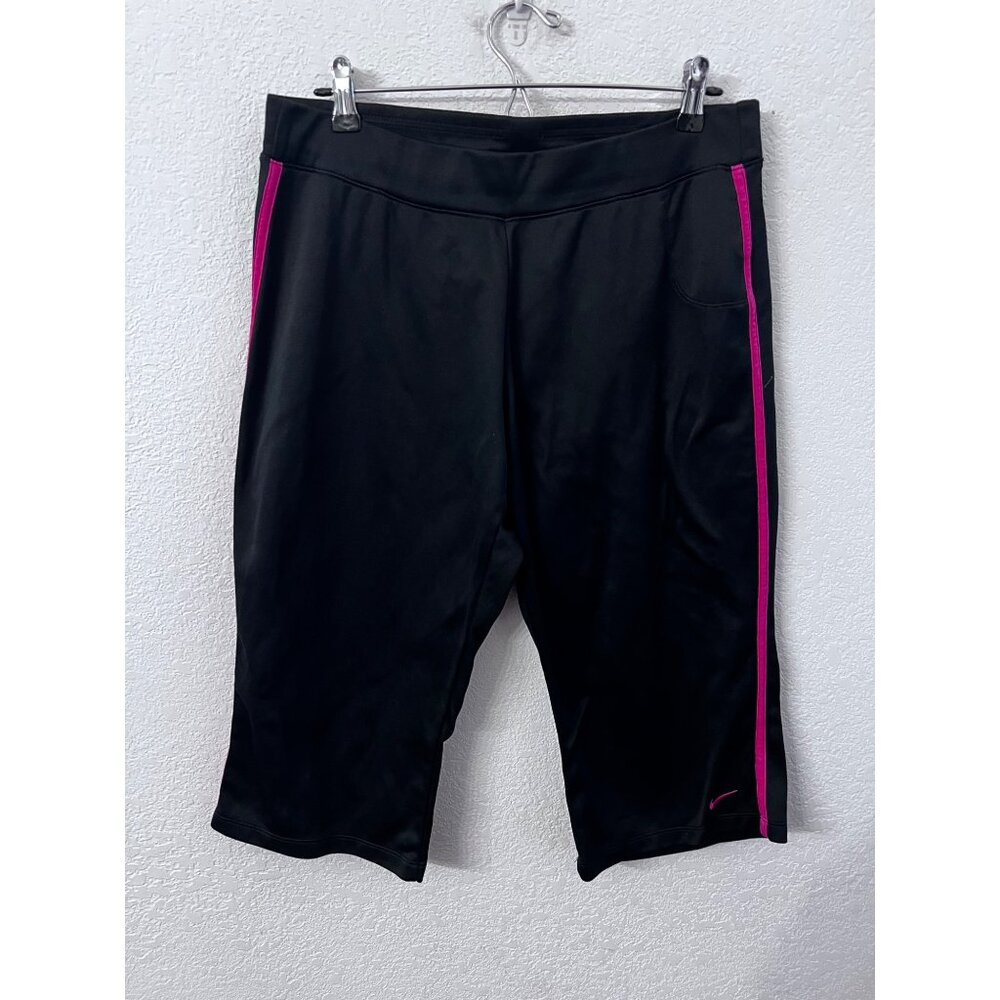 Nike dri fit black with hot pink stripe capri pants women size XL